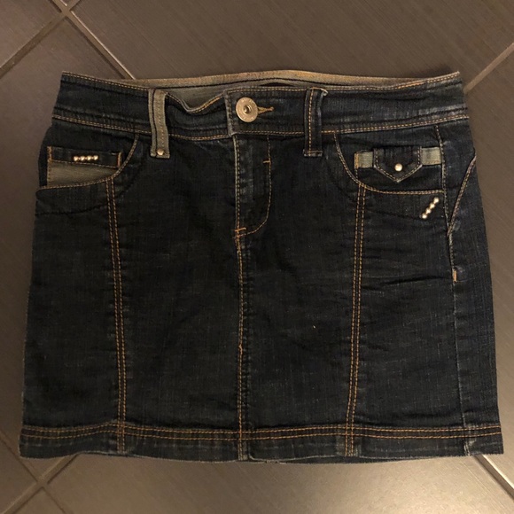 Smart Set Dresses & Skirts - Dark jean skirt, Size 1